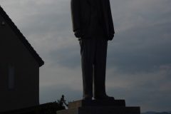 板橋明治翁の像